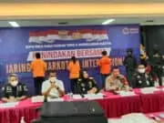 Bea Cukai Bandara Soekarno Hatta Ungkap Penyeludupan Sabu dan Ekstasi, 2 WNA dan 1 WNI Ditangkap Bea Cukai Bandara Soekarno Hatta Ungkap Penyeludupan Sabu dan Ekstasi, 2 WNA dan 1 WNI Ditangkap