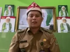 Muhammad Asdiansyah Kepala Desa Kadu Curug Mengekspresikan Puisi Kemerdekan Dirgahayu HUT RI ke 77 tahun Muhammad Asdiansyah Kepala Desa Kadu Kecamatan Curug.
