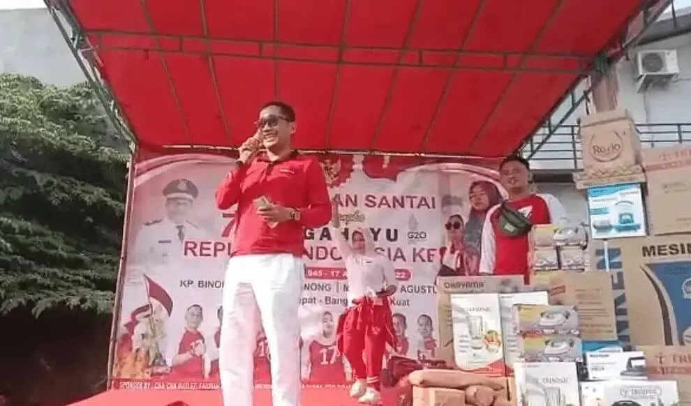 Dewan Ahyani Anibhani Lepas Gerak Jalan Santai Semarak HUT RI ke 77 di Binong Kecamatan Curug, Ada Juga Doorprizenya Dewan Ahyani Anibhani Lepas Gerak Jalan Santai Semarak HUT RI ke 77 di Binong Kecamatan Curug, Ada Juga Doorprizenya
