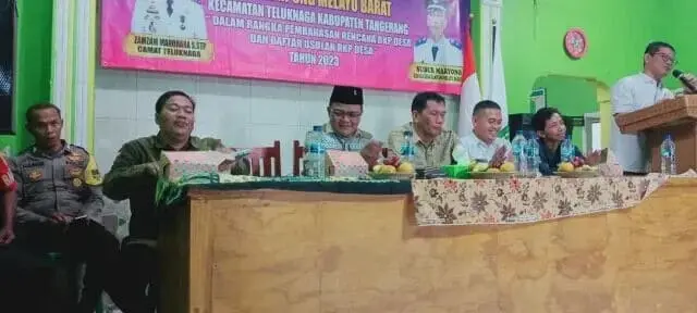 Dewan Barhum dan Dewan Kholid Ismail Kawal Musrenbang Desa Kampung Melayu Barat Dewan Barhum dan Dewan Kholid Ismail Kawal Musrenbang Desa Kampung Melayu Barat