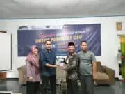 Puluhan Aktivis Tangerang Dibekali Keterampilan Menulis Puluhan Aktivis Tangerang Dibekali Keterampilan Menulis