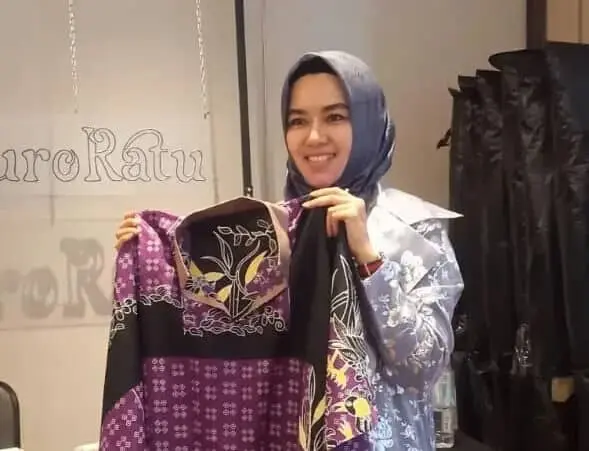 IMG-20220913-WA0022_copy_589x451 Desainer Cantik Nuro April.