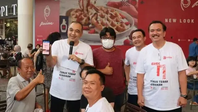IMG-20220919-WA0025_copy_640x361 Bupati Zaki didampingi Soma Atmaja Ketua PMI Kabupaten Tangerang, dan Kepala Unit Donor Darah PMI Kabupaten Tangerang, dr. Zaenal Muttaqien.