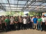 KNPI Banten Gelar Turnamen Futsal, 32 Sekolah Bersaing Anggota DPR RI Komisi III, Moh. Rano Alfath, bersama Wakil Wali Kota Tangerang, Sachrudin, Kapolres Metro Tangerang Kota, Kombes Zain Dwi Nugroho dan jajaran Dandim 0506 bersama para pelajar.