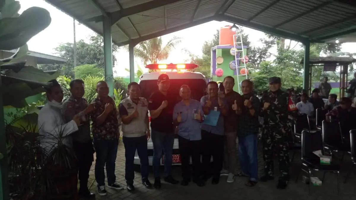Pemerintah Desa Kadu Curug Dapat Bantuan Mobil Ambulan dari PT Non Ferindo Utama Pemerintah Desa Kadu Curug Dapat Bantuan Mobil Ambulan dari PT Non Ferindo Utama