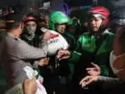 BBM Naik, Polrestro Tangerang Kota Salurkan Bantuan Bagi Supir Angkot, Ojol dan Tukang Becak BBM Naik, Polrestro Tangerang Kota Salurkan Bantuan Bagi Supir Angkot, Ojol dan Tukang Becak