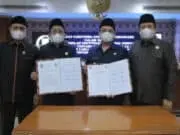 Raperda Tentang Perubahan APBD T.A 2022 Kota Tangerang Disetujui Dewan Raperda Tentang Perubahan APBD T.A 2022 Kota Tangerang Disetujui Dewan