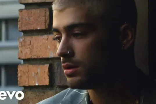 Lirik Lagu Dusk Till Dawn Zayn Malik Ft Sia dan Terjemahan Lirik Lagu Dusk Till Dawn Zayn Malik Ft Sia dan Terjemahan