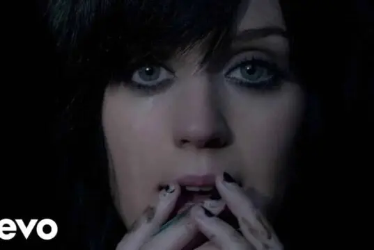 Lirik Lagu The One That Got Away dan Terjemahan – Katy Parry Lirik Lagu The One That Got Away dan Terjemahan - Katy Parry