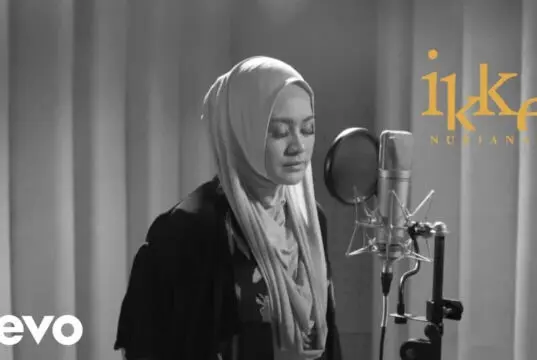 Lirik Lagu Terhanyut Dalam Kemesraan Ikke Nurjanah Lirik Lagu Terhanyut Dalam Kemesraan Ikke Nurjanah