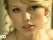 Lirik Lagu Romeo Save Me dan Terjemahan – Taylor Swift (Love Story) Lirik Lagu Romeo Save Me dan Terjemahan - Taylor Swift (Love Story)