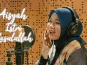 Lirik Lagu Aisyah Istri Rasulullah Anisa Rahman (Cover) Lirik Lagu Aisyah Istri Rasulullah Anisa Rahman (Cover)