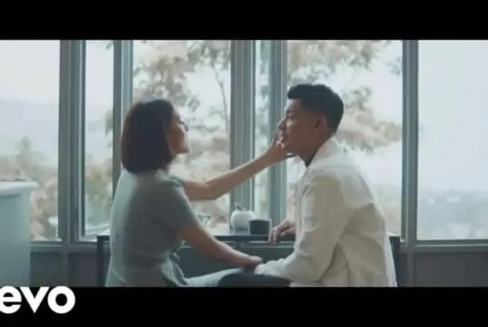 Lirik Lagu Bagaimana Bisa - Jaz