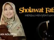 Lirik Sholawat Al Fatih Teks Arab, Latin dan Artinya Lirik Sholawat Al Fatih Teks Arab, Latin dan Artinya