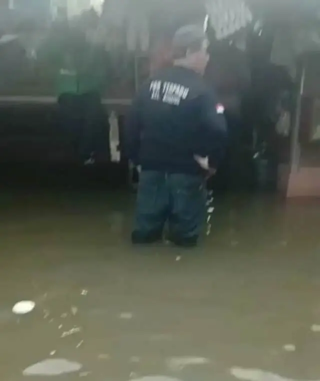 Perumahan Binong Permai Jadi Langganan Banjir, Pemerintah Terkesan Tutup Mata Perumahan Binong Permai Jadi Langganan Banjir, Pemerintah Terkesan Tutup Mata