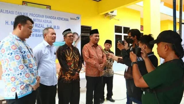 Muhammad Rizal Komisi IX DPR RI Bersama BKKBN Sosialisasi KIE Program Bangga Kencana Muhammad Rizal Komisi IX DPR RI Bersama BKKBN Sosialisasi KIE Program Bangga Kencana