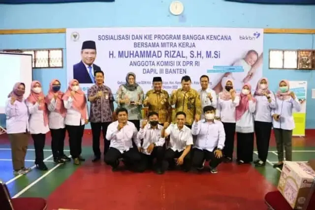Muhammad Rizal Politisi PAN Bersama BKKBN Sosialisasi KIE di Karang Tengah Muhammad Rizal Politisi PAN Bersama BKKBN Sosialisasi KIE di Karang Tengah