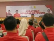 Ananta Wahana Minta Pelaku UMKM di Tangerang Antisipasi Tahun “Gelap” 2023 Ananta Wahana Minta Pelaku UMKM di Tangerang Antisipasi Tahun “Gelap” 2023
