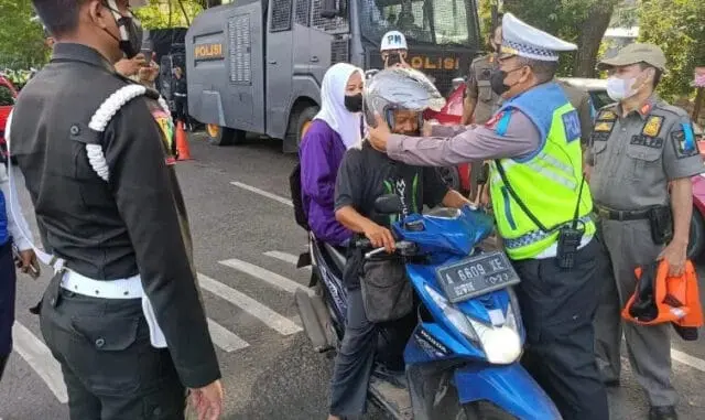 Catat! Ini 7 Pelanggaran Operasi Zebra 2022 di Kota Tangerang Catat! Ini 7 Pelanggaran Operasi Zebra 2022 di Kota Tangerang