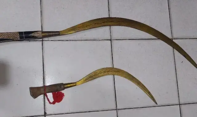 Bersenjata Tajam, Polisi Amankan Tiga Pelaku Tawuran di Cipondoh Bersenjata Tajam, Polisi Amankan Tiga Pelaku Tawuran di Cipondoh