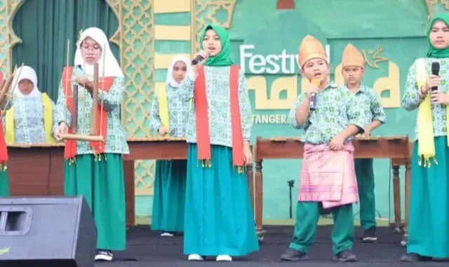Meriah! Festival Maulid di Ciledug Kota Tangerang Hadirkan Pagelaran Budaya Meriah! Festival Maulid di Ciledug Kota Tangerang Hadirkan Pagelaran Budaya