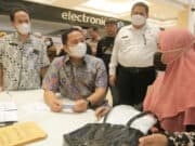 Luar Biasa! Pemkot Tangerang Gelontorkan 6,2 Miliar Bantuan Sosial Tunai ke 10.414 KPM Luar Biasa! Pemkot Tangerang Gelontorkan 6,2 Miliar Bantuan Sosial Tunai ke 10.414 KPM