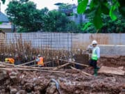 Percepat Pengendalian Banjir, Pilar Tinjau Pembangunan Turap di Puri Bintaro Indah Percepat Pengendalian Banjir, Pilar Tinjau Pembangunan Turap di Puri Bintaro Indah
