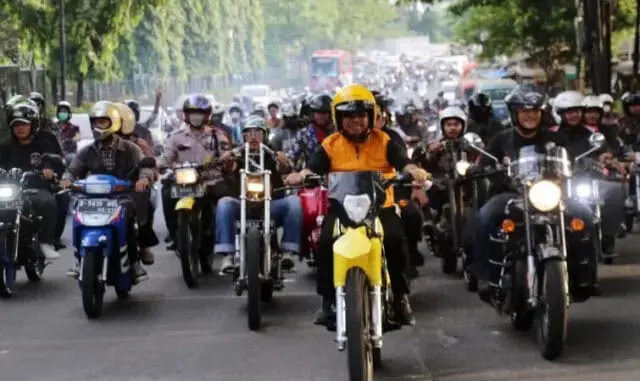 Rame Jasa! Ribuan Motoris Nyoride Bareng Wakil Walikota Tangerang, Ada Apa? Rame Jasa! Ribuan Motoris Nyoride Bareng Wakil Walikota Tangerang, Ada Apa?