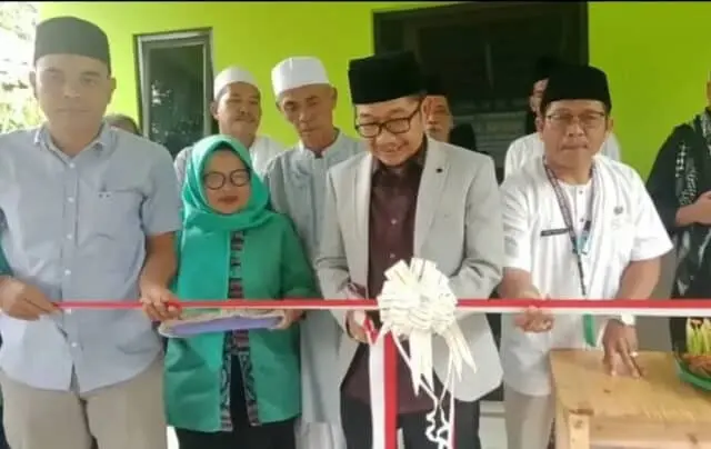 Resmikan Sekretariat RW 02 Binong, Dewan Ahyani Anibhani: Semoga Bermanfaat Resmikan Sekretariat RW 02 Binong, Dewan Ahyani Anibhani: Semoga Bermanfaat