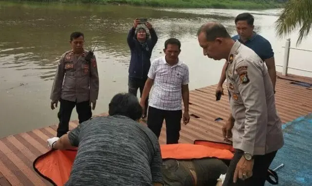 Sakit Jantung, Polisi Ungkap Identitas Mayat Mengambang di Sungai Cisadane Sakit Jantung, Polisi Ungkap Identitas Mayat Mengambang di Sungai Cisadane