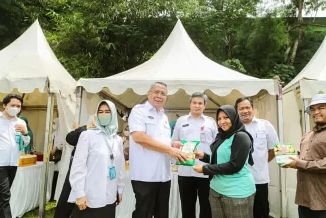 Kendalikan Inflasi, Pemkot Tangsel Gelar Bazar Murah di 7 Kecamatan Kendalikan Inflasi, Pemkot Tangsel Gelar Bazar Murah di 7 Kecamatan