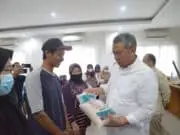 Wujudkan Ketahanan Pangan dan Kendalikan Inflasi, Pemkot Tangsel Serahkan Bantuan Wujudkan Ketahanan Pangan dan Kendalikan Inflasi, Pemkot Tangsel Serahkan Bantuan