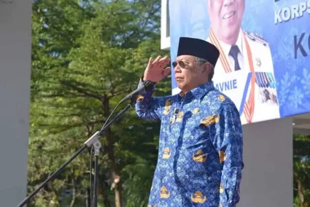 Pimpin Apel HUT ke-51 Korpri, Benyamin : ASN Harus Lahirkan Inovasi dan Solusi Pimpin Apel HUT ke-51 Korpri, Benyamin : ASN Harus Lahirkan Inovasi dan Solusi