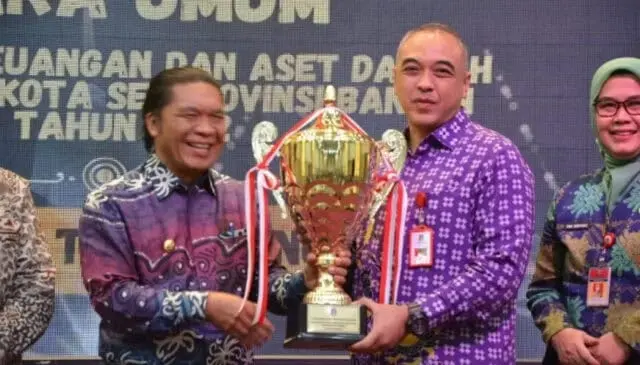 Pemkab Tangerang Raih Juara Umum Pengelolaan Keuangan dan Aset Daerah Terbaik Se-Provinsi Banten Pemkab Tangerang Raih Juara Umum Pengelolaan Keuangan dan Aset Daerah Terbaik Se-Provinsi Banten