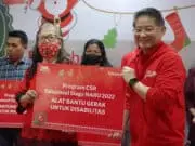 Telkomsel Siaga Berbagi Kasih Tanpa Batas di Momen Natal 2022