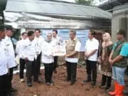Kemendagri dan BNPP Serahkan Bantuan Dana Untuk Korban Gempa Cianjur Kemendagri dan BNPP Serahkan Bantuan Dana Untuk Korban Gempa Cianjur