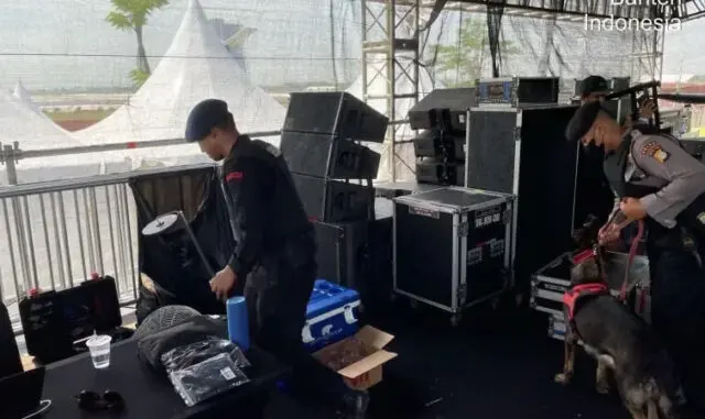 Jibom dan Anjing Pelacak Sisir Area Konser HITC di PIK 2, Polisi Pastikan Area Steril