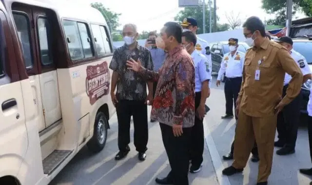 Soal Angkot Si Benteng, Walikota Tegur Sopir Tidak Ugal-ugalan Soal Angkot Si Benteng, Walikota Tegur Sopir Tidak Ugal-ugalan