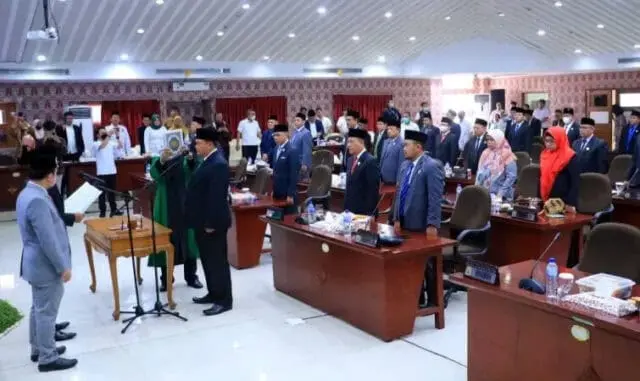 Pelantikan Anggota DPRD PAW, Walikota Ajak Kerjasama Majukan Kota Tangerang Pelantikan Anggota DPRD PAW, Walikota Ajak Kerjasama Majukan Kota Tangerang