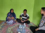 Nah Lo!! Ada Polisi Datangi Kediaman Pelaku Tawuran, Simak Penjelasannya Nah Lo!! Ada Polisi Datangi Kediaman Pelaku Tawuran, Simak Penjelasannya