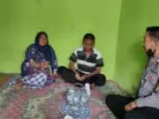 Nah Lo!! Ada Polisi Datangi Kediaman Pelaku Tawuran, Simak Penjelasannya Nah Lo!! Ada Polisi Datangi Kediaman Pelaku Tawuran, Simak Penjelasannya