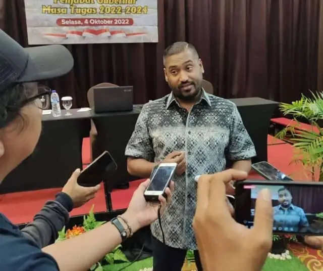Baliho Politisi Bertebaran di Banten, Kang Tamil : Capres Harus Berani Lawan Mafia Tanah Baliho Politisi Bertebaran di Banten, Kang Tamil : Capres Harus Berani Lawan Mafia Tanah