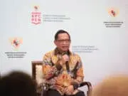 Mendagri Beberkan Strategi Pemerintah Tangani Pandemi Covid-19 Mendagri Beberkan Strategi Pemerintah Tangani Pandemi Covid-19