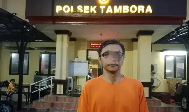 Anak Durhaka Aniaya Ayah Kandung Hingga Keluarkan Darah dari Telinga Anak Durhaka Aniaya Ayah Kandung Hingga Keluarkan Darah dari Telinga