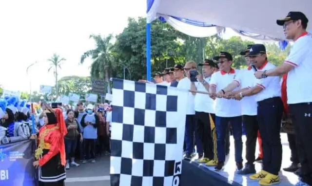 15.000 Peserta Ikuti Gerak Jalan Kerukunan HAB ke-77 Kemenag RI di Kota Tangerang