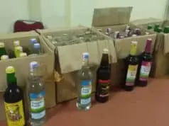 Puluhan Botol Miras Disita Polsek Pinang dari Toko Sembako Puluhan Botol Miras Disita Polsek Pinang dari Warung Sembako