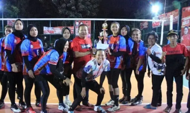 Tim Putri Voli RM Pari Gogo Juara 1 Piala Perjuangan Hattrick HUT PDIP ke- 50 Tim Putri Voli RM Pari Gogo Juara 1 Piala Perjuangan Hattrick HUT PDIP ke- 50
