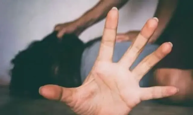 Diduga Cemburu, Seorang Suami di Teluknaga Aniaya Istri Pakai Kapak Hingga Jari Putus Diduga Cemburu, Seorang Suami di Teluknaga Aniaya Istri Pakai Kapak Hingga Jari Putus