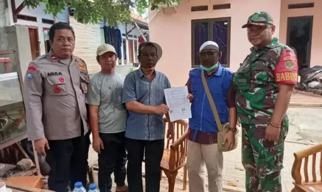 Dimediasi Polisi, Dua Warga Berseteru Soal Tanah Jalan Dipagar Dimediasi Polisi, Dua Warga Berseteru Soal Tanah Jalan Dipagar