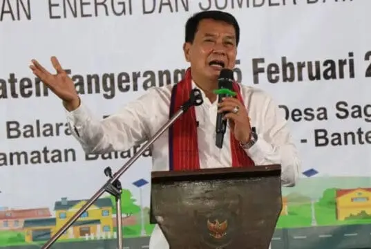 Sekda Resmikan Penerangan Jalan Umum Tenaga Surya PJUTS di Kabupaten Tangerang Sekda Resmikan Penerangan Jalan Umum Tenaga Surya PJUTS di Kabupaten Tangerang